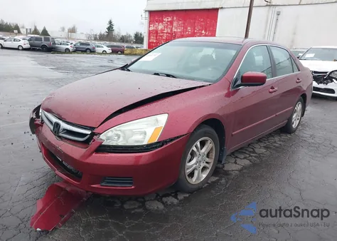 2006 Honda Accord 2.4 Ex z USA, uszkodzony, nr VIN 1HGCM56706A000295